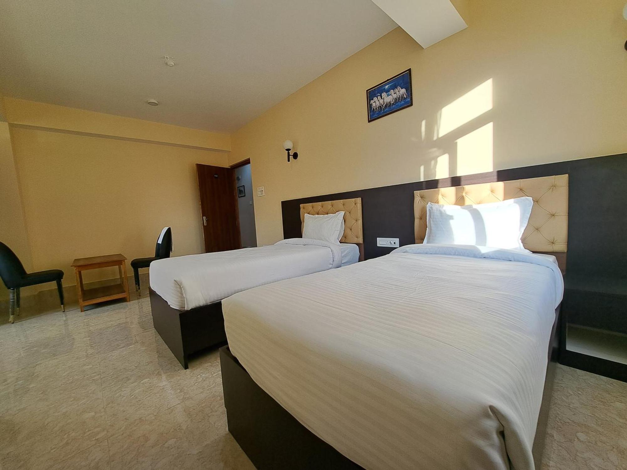 Snow White Retreat Hotel And Restaurant Gangtok Exterior photo